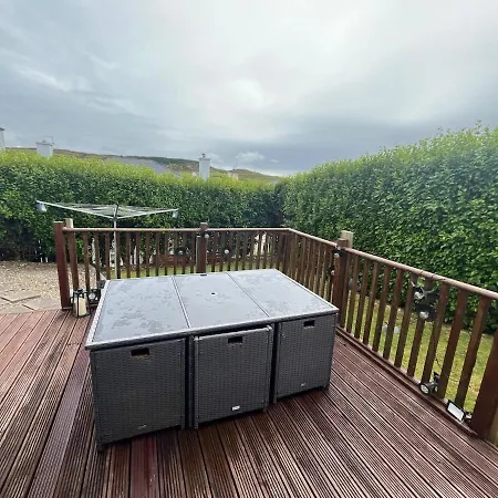Luxury 4-bedroom Seaside Home, Outdoor Deck & Bbq Дом отдыха